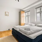 Spacious Gem In Old Town I New 2025 I 3 Bed 2 Bath *
