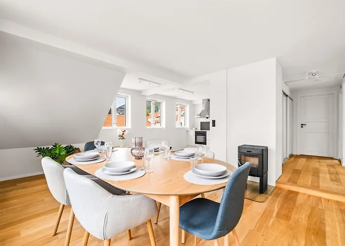 Appartement Spacious Gem In Old Town I New 2025 I 3 Bed 2 Bath Bergen