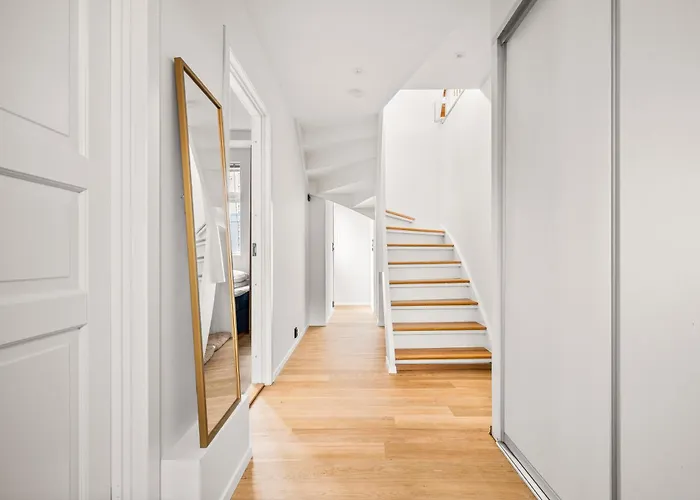 Spacious Gem In Old Town I New 2025 I 3 Bed 2 Bath Appartement Bergen